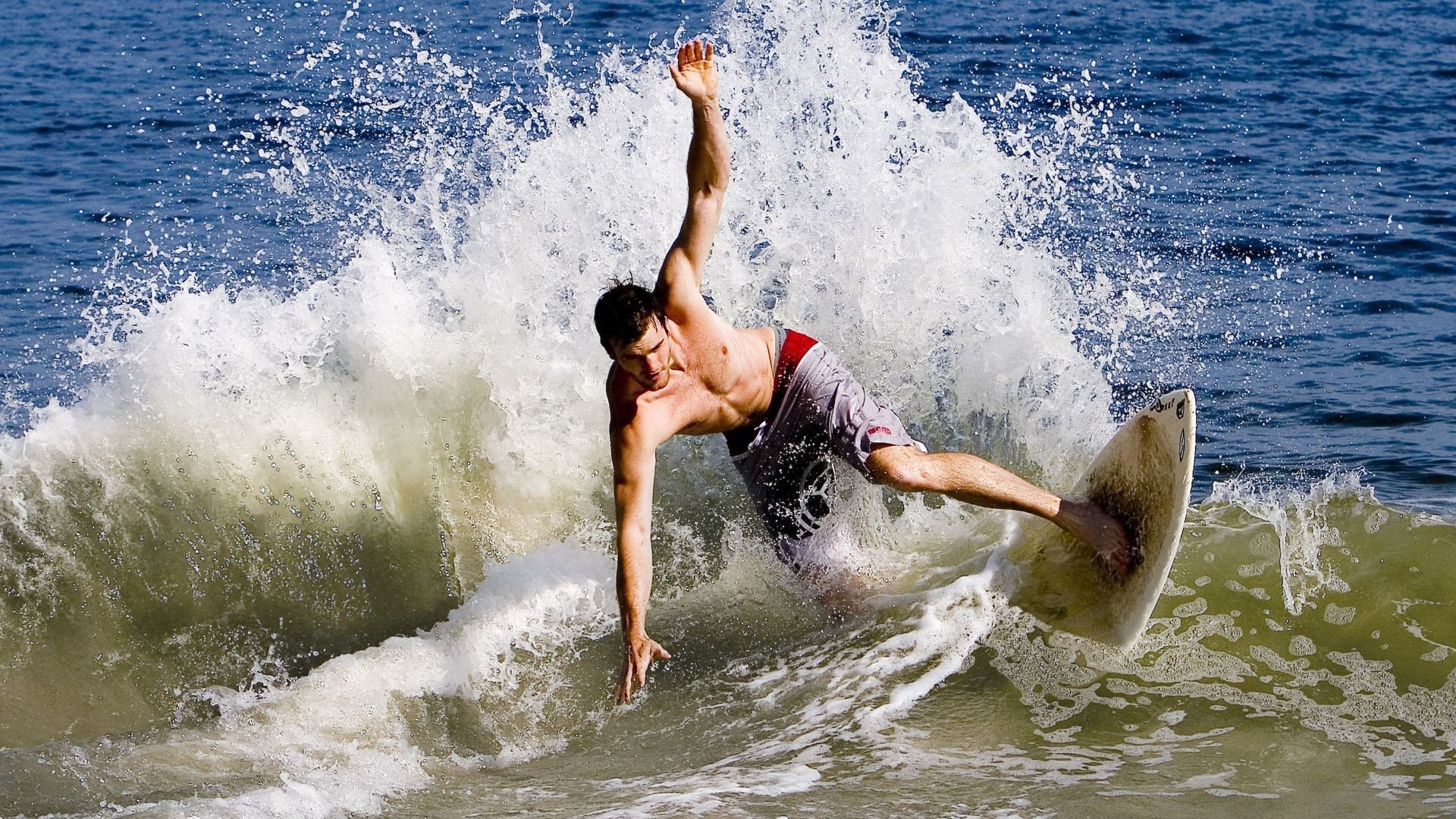 “攻防对决:顶级战术的激烈较量”,攻防什么