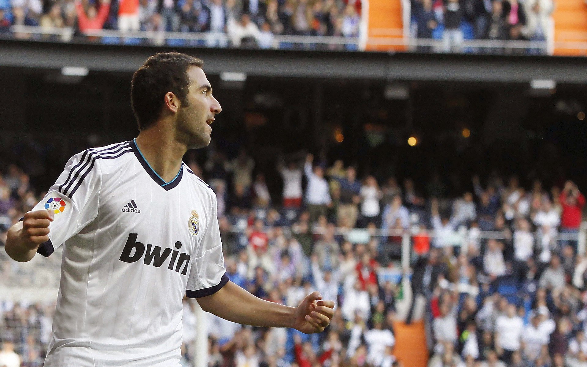 “攻防鏖战，谁能在最后一击中笑到最后？”，攻防 ai